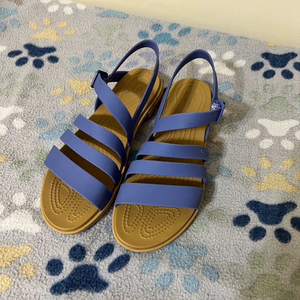 Women’s Blue Crocs Sandals